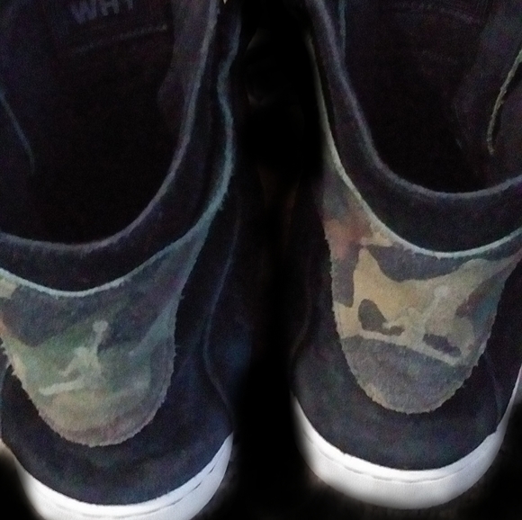 Shoes - Picture 2 of 2